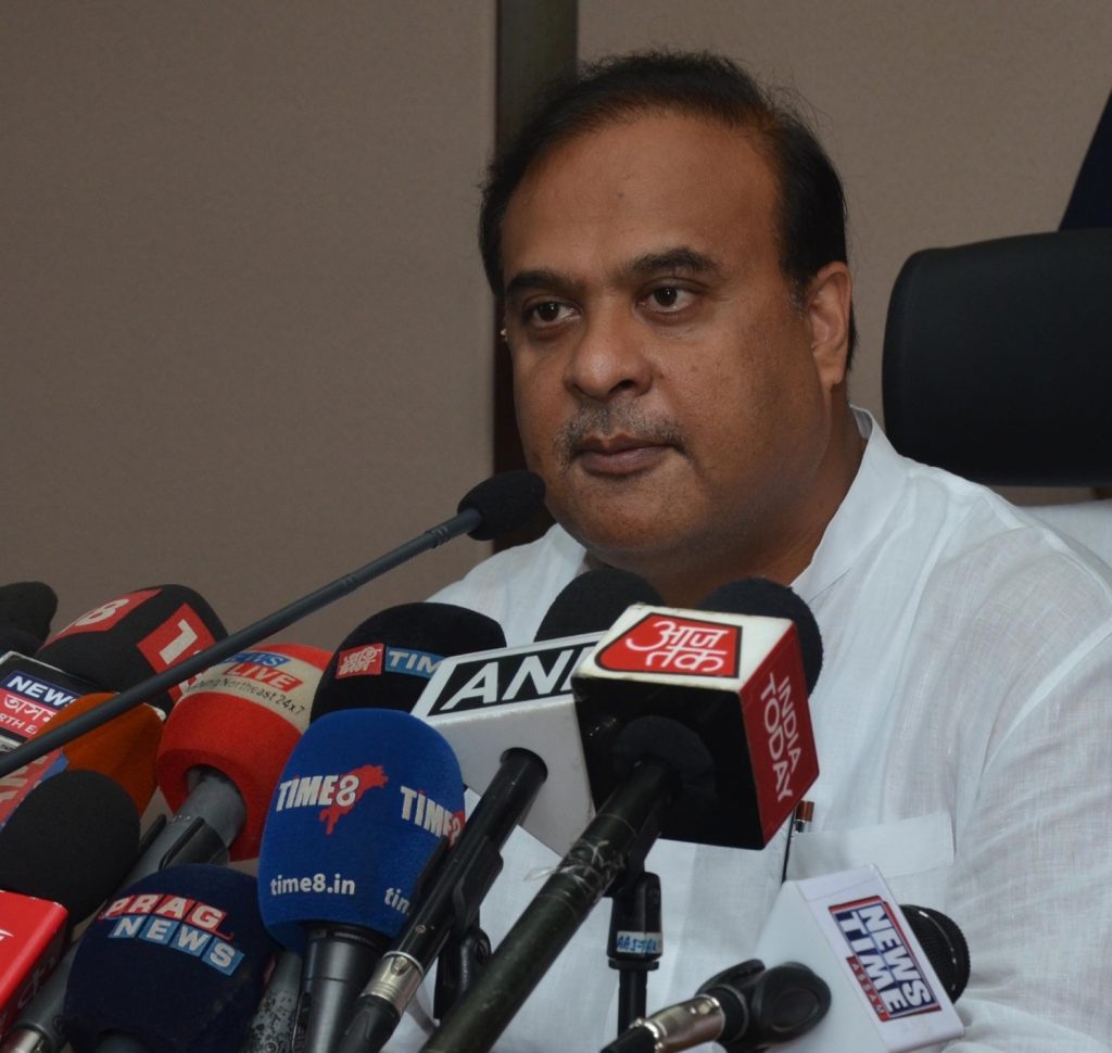 intellectual-body-slams-assam-cm-over-his-silence-on-arms-training-camp