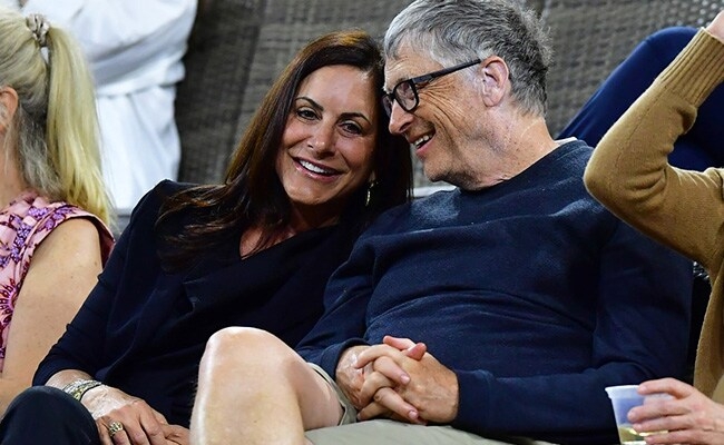 Bill Gates, rumoured girlfriend Paula Hurd spotted at Bezos’s another engagement party bill-gates,-rumoured-girlfriend-paula-hurd-spotted-at-bezos’s-another-engagement-party