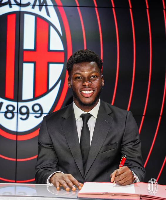 AC Milan sign American midfielder Musah from Valencia ac-milan-sign-american-midfielder-musah-from-valencia