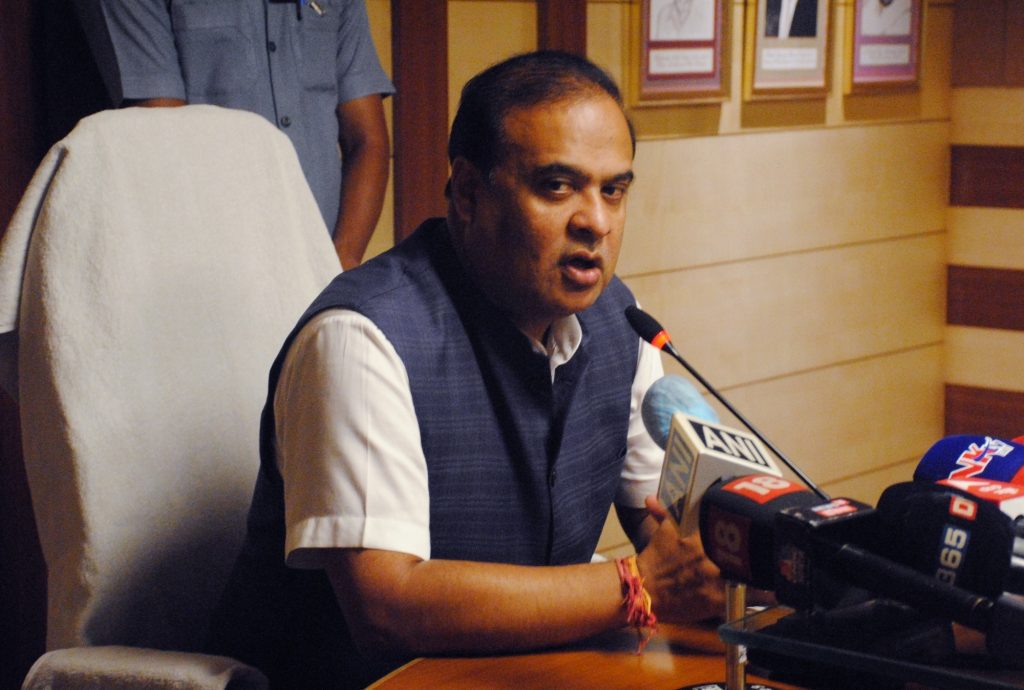 ‘heights-of-duplicity’:-assam-cm-takes-jibe-at-rahul-gandhi