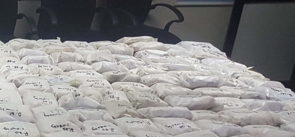 Punjab Police seize 4 kg heroin in cross-border smuggling racket punjab-police-seize-4-kg-heroin-in-cross-border-smuggling-racket