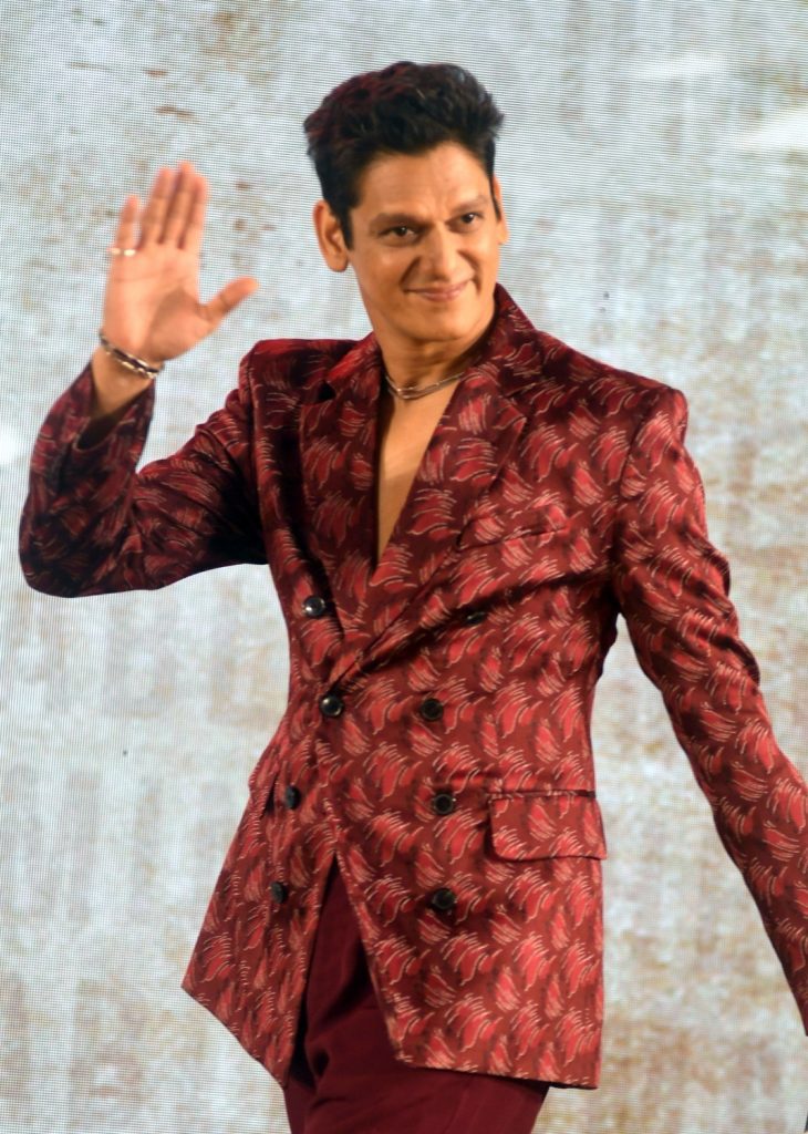 1 year of ‘Darlings’: Vijay Varma is proud of the film as it explored ‘twisted relationships’ 1-year-of-‘darlings’:-vijay-varma-is-proud-of-the-film-as-it-explored-‘twisted-relationships’