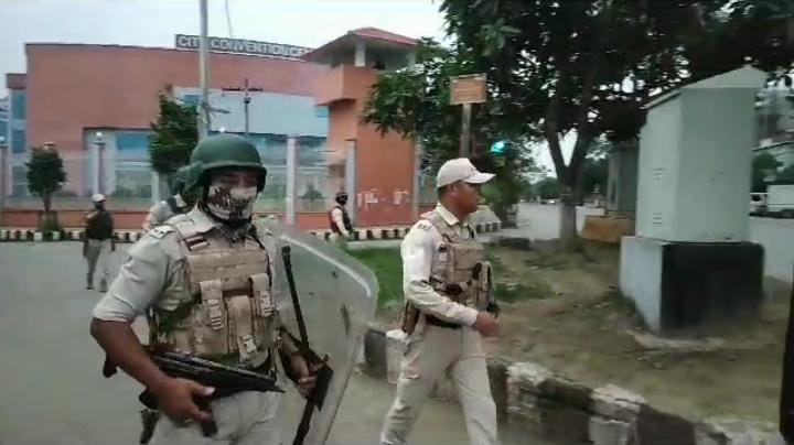 24-hours shutdown cripples life in 5 Manipur Valley districts 24-hours-shutdown-cripples-life-in-5-manipur-valley-districts