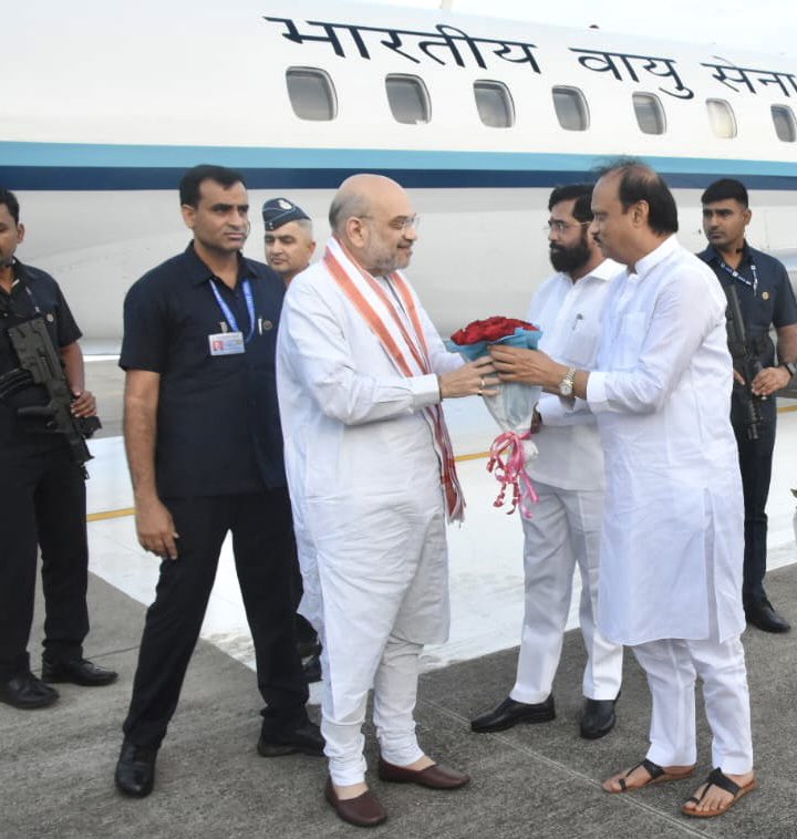 Amit Shah reaches Pune, to attend party meet tomorrow amit-shah-reaches-pune,-to-attend-party-meet-tomorrow