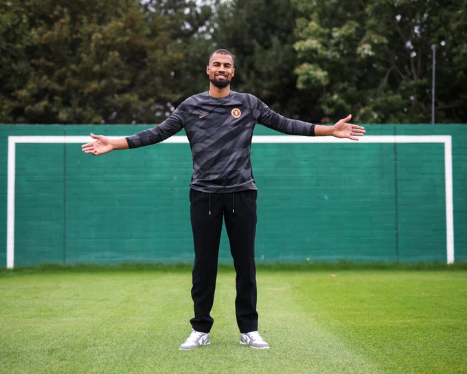 Football: Chelsea complete signing of goalkeeper Robert Sanchez from Brighton football:-chelsea-complete-signing-of-goalkeeper-robert-sanchez-from-brighton