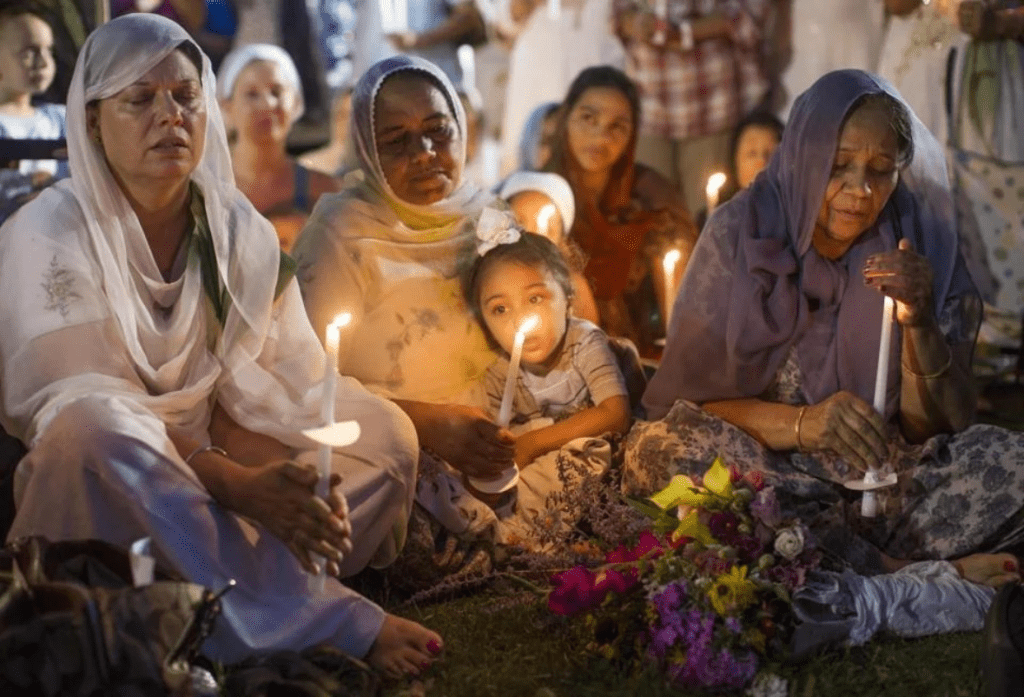 2012 Sikh temple attack: US leaders urge community to rise above hatred 2012-sikh-temple-attack:-us-leaders-urge-community-to-rise-above-hatred