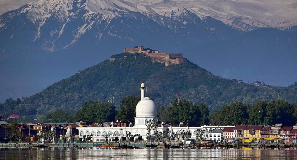 With Art. 370 buried for good, time to revive spirit of Kashmiriyat (IANS Column: FairPoint) with-art.-370-buried-for-good,-time-to-revive-spirit-of-kashmiriyat-(ians-column:-fairpoint)