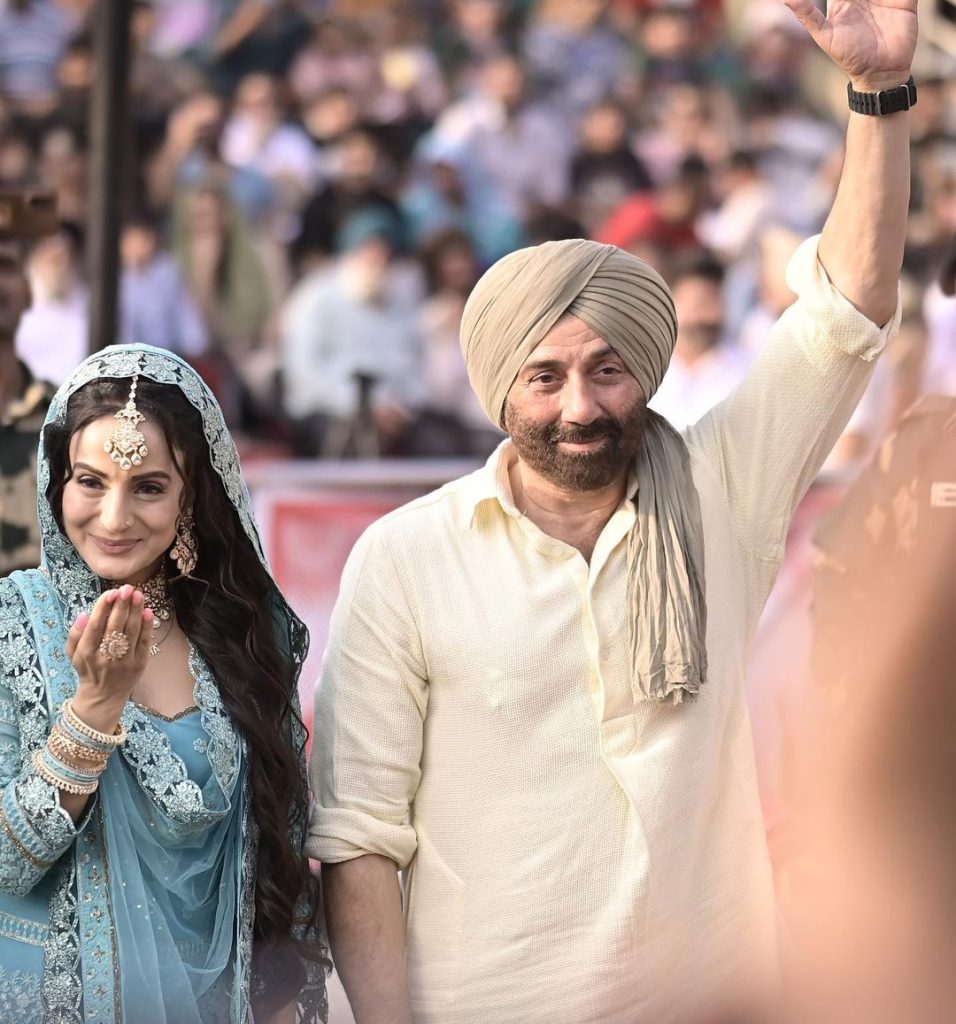 ahead-of-‘gadar-2’-release,-sunny-deol,-ameesha-patel-visit-attari-wagah-border