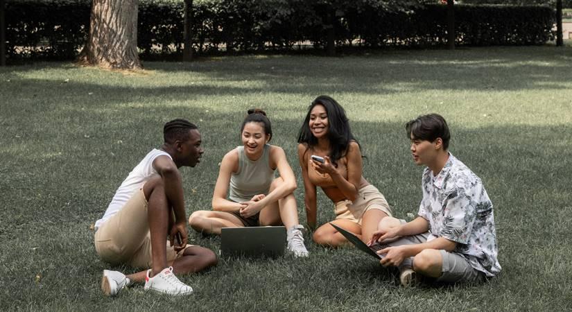 Friendship Day gifting guide friendship-day-gifting-guide