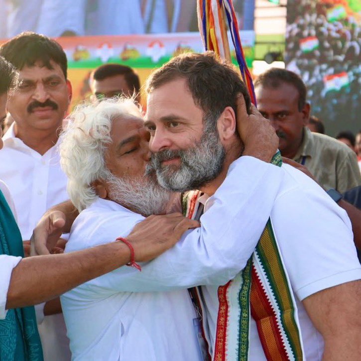 kharge,-rahul,-priyanka-condole-death-of-gaddar