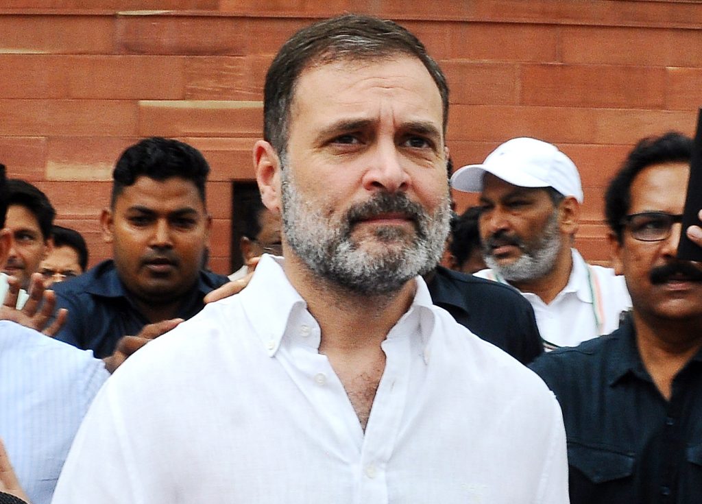no-confidence-motion:-rahul-gandhi-may-initiate-discussion-in-ls-today,-pm-likely-to-reply-on-aug-10