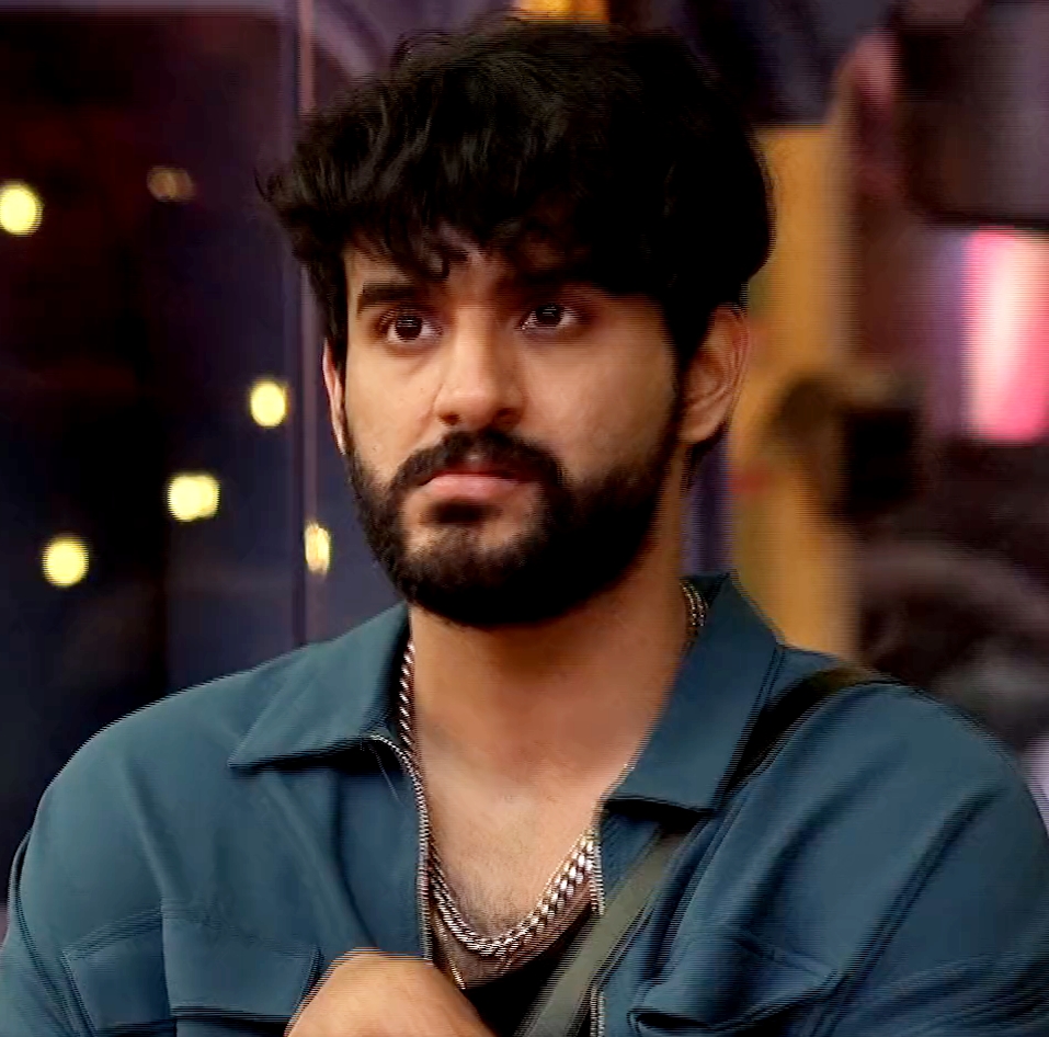 ‘bigg-boss-ott-2’:-abhishek-malhan-taken-to-doctor-ahead-of-finale