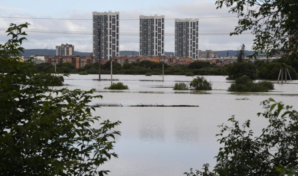 russia’s-far-east-territory-declares-emergency-following-severe-flood-damage