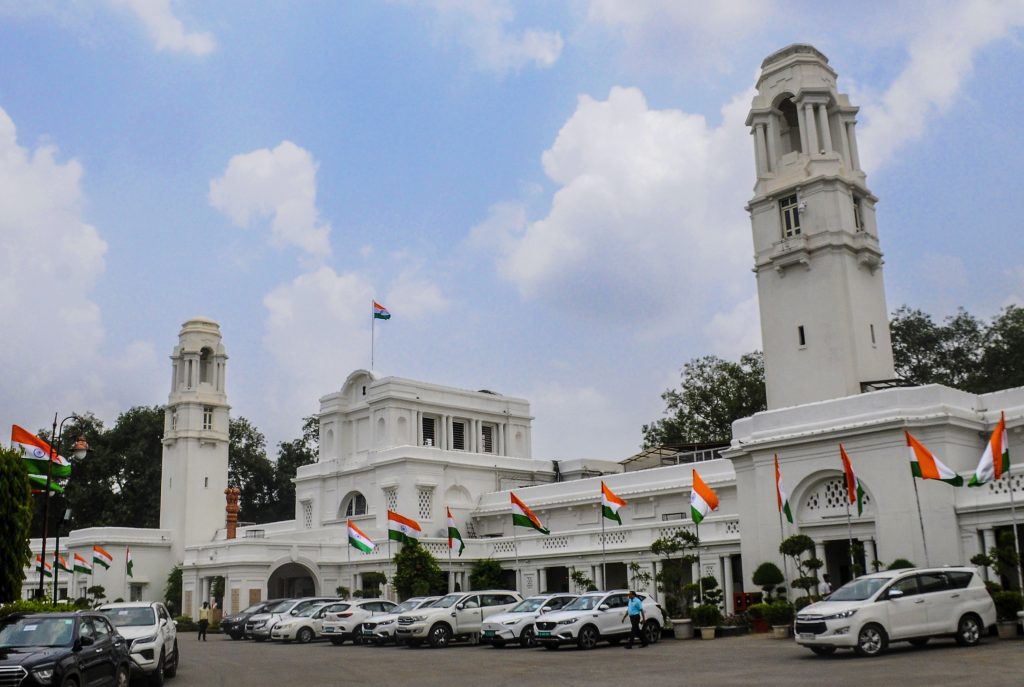 petitions-committee-recommends-action-against-delhi-l-g,-chief-secretary