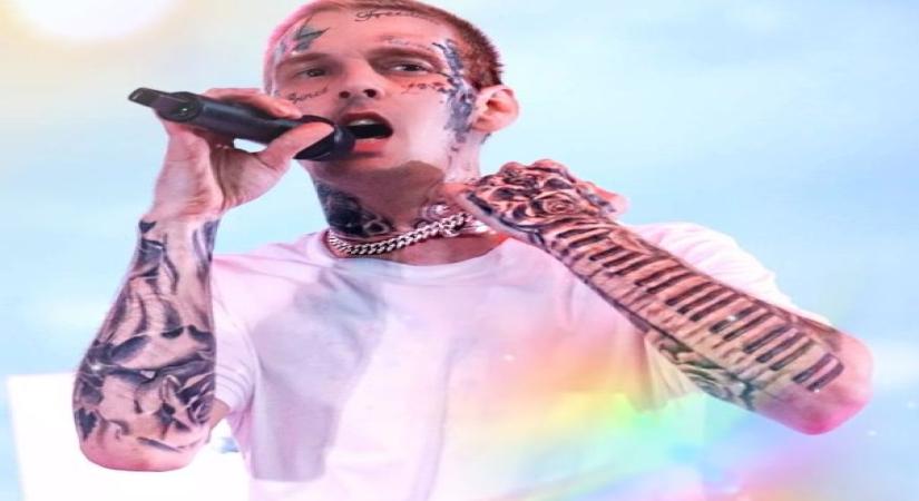 Aaron Carter’s house remodeled, sold to ‘happy family’ aaron-carter’s-house-remodeled,-sold-to-‘happy-family’