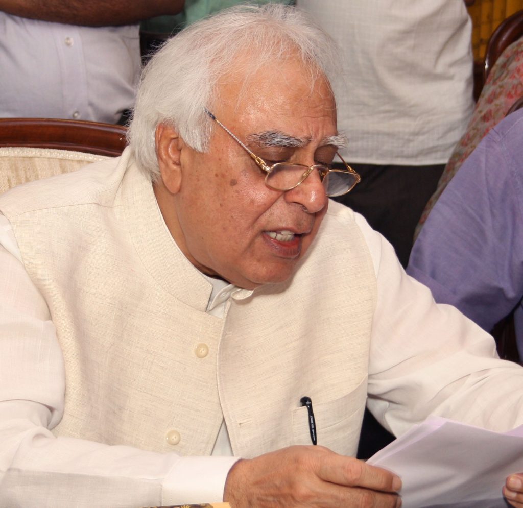 bills-to-replace-ipc,-crpc-a-throwback-to-medieval-times,-give-enormous-power-to-govt:-sibal-(ians-interview)