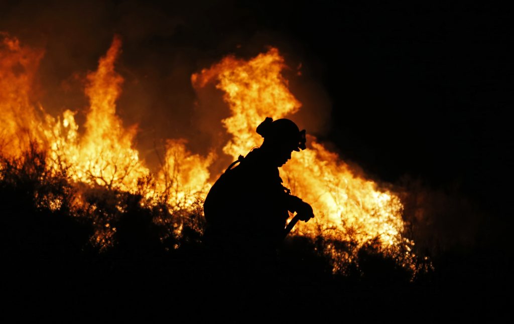 spain:-tenerife-wildfire-continues-to-spread-out-of-control