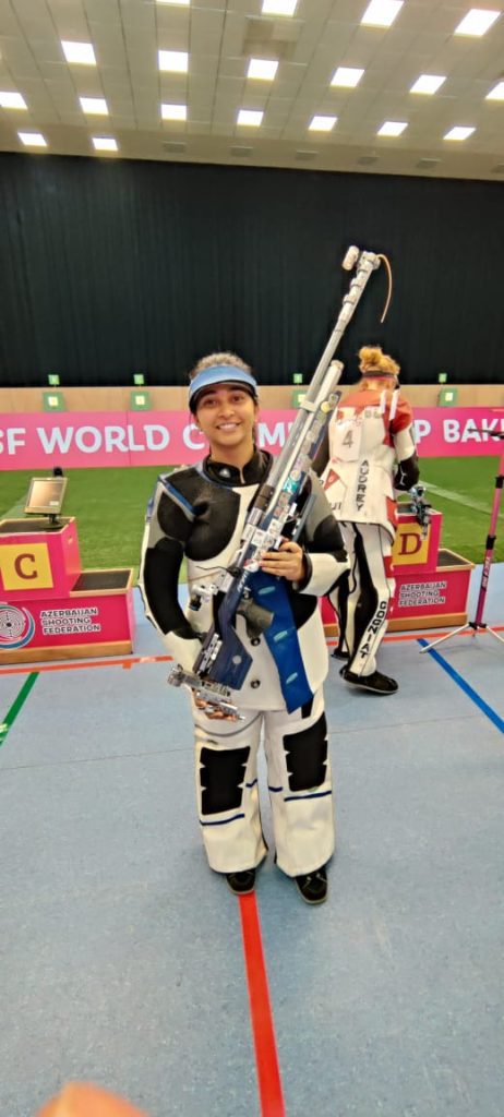 shooting-world-c’ship:-mehuli-ghosh-wins-bronze-and-paris-olympic-quota-in-women’s-10m-air-rifle