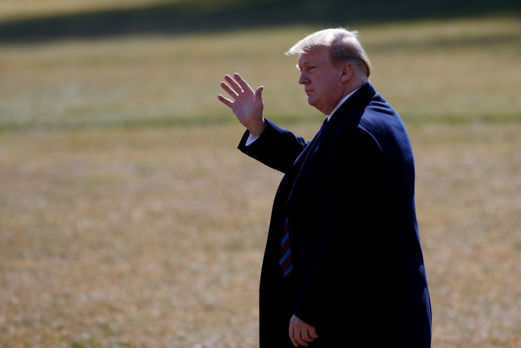 indictments-don’t-matter:-trump’s-republican-critics-trail-far-behind