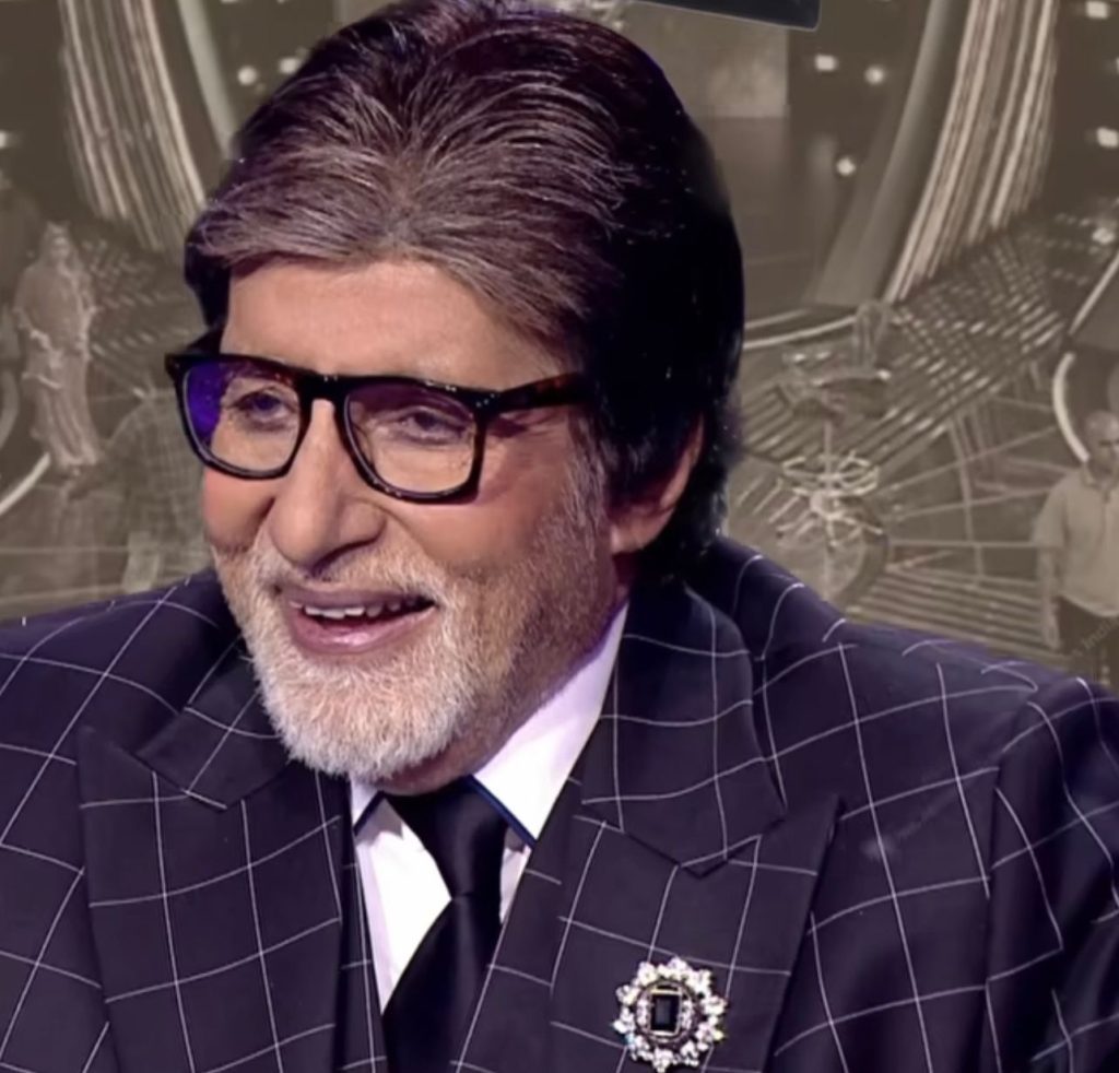 big-b’s-quirky-take-on-his-outfit-in-‘kbc’:-‘hum-soche-shatranj-khelne-ja-rahe-hai’