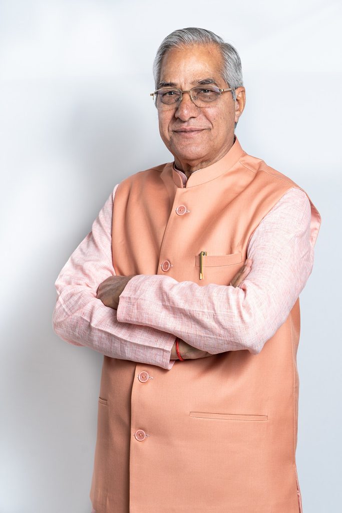 ‘Gandhi Parivar not allowing Kharge to function due to insecurity’ ‘gandhi-parivar-not-allowing-kharge-to-function-due-to-insecurity’