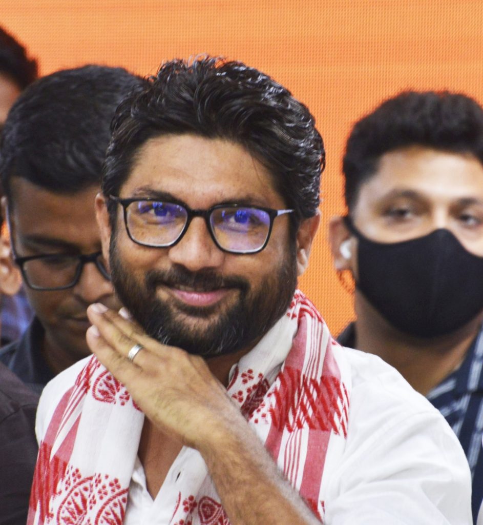 Self-mutilation protest: BJP govt has failed, says Jignesh Mevani self-mutilation-protest:-bjp-govt-has-failed,-says-jignesh-mevani
