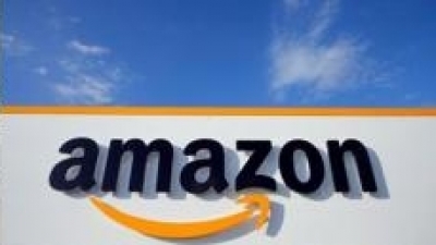 MNS activists ransack Amazon office in Nagpur mns-activists-ransack-amazon-office-in-nagpur