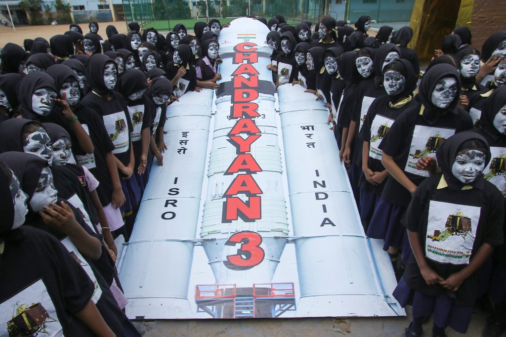 Space industry, academicians hail India’s historic moon landing space-industry,-academicians-hail-india’s-historic-moon-landing