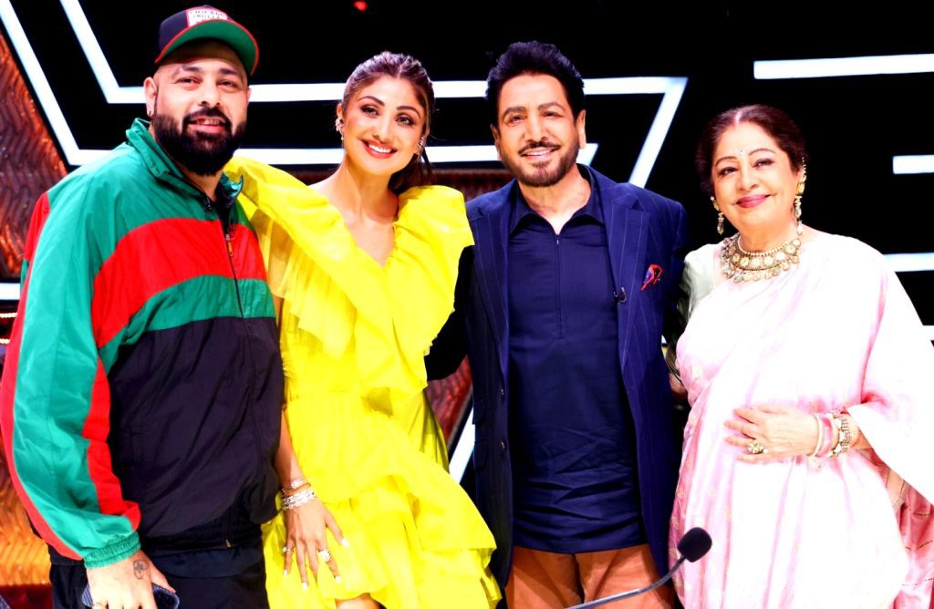 shilpa-shetty-reveals-she-listens-to-gurdas-maan’s-songs-while-working-out