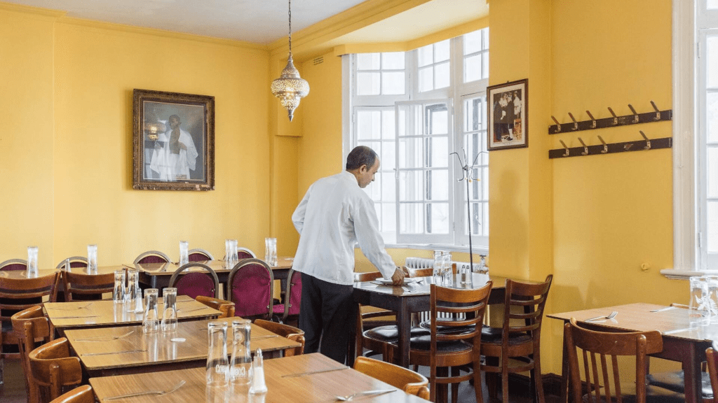 india-club-–-a-slice-of-history-in-heart-of-london-closing-down-forever