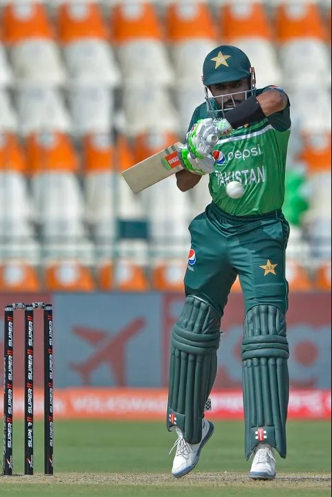 asia-cup:-ball-wasn’t-coming-on,-pitch-was-two-paced,-says-babar-azam-after-match-winning-151