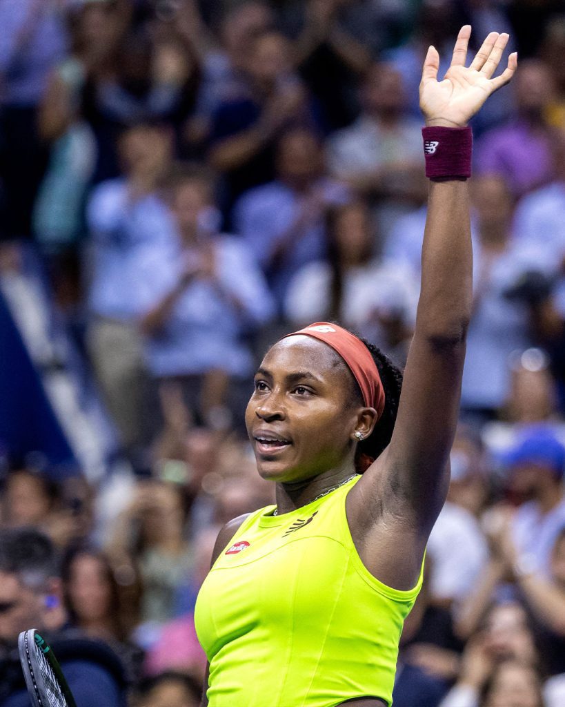 us-open:-coco-gauff-advances-past-mirra-andreeva-to-third-round