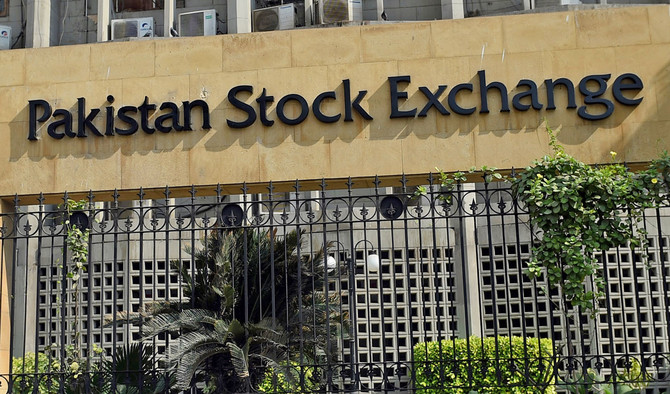 Pakistan stocks plunge amid economic turmoil pakistan-stocks-plunge-amid-economic-turmoil