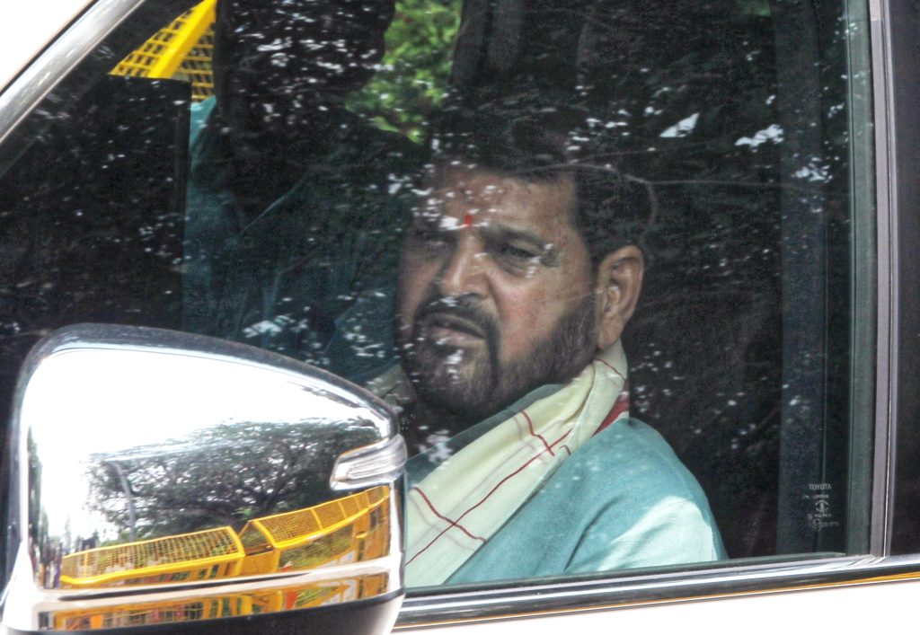 allegations-against-ex-wfi-chief-warrant-framing-of-charges:-wrestlers-to-delhi-court