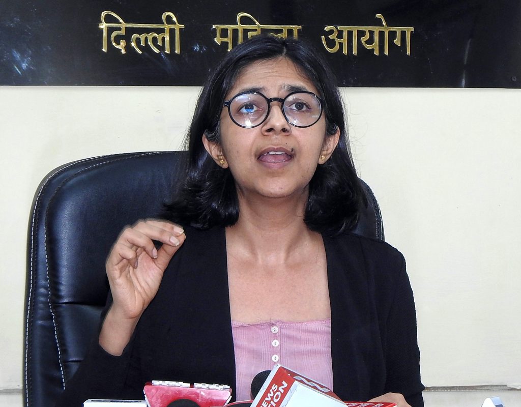 six-yr-old-girl-molested-by-senior-student-in-delhi-school-bus,-says-dcw