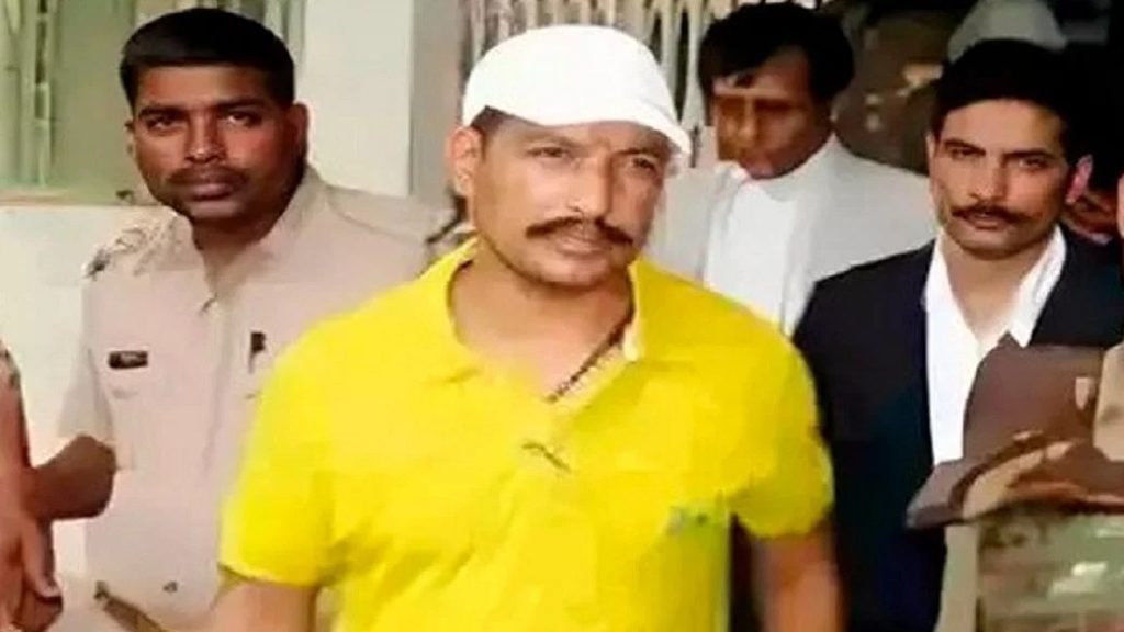 Badoo gave contract for murder of gangster Jeeva in Lucknow court badoo-gave-contract-for-murder-of-gangster-jeeva-in-lucknow-court