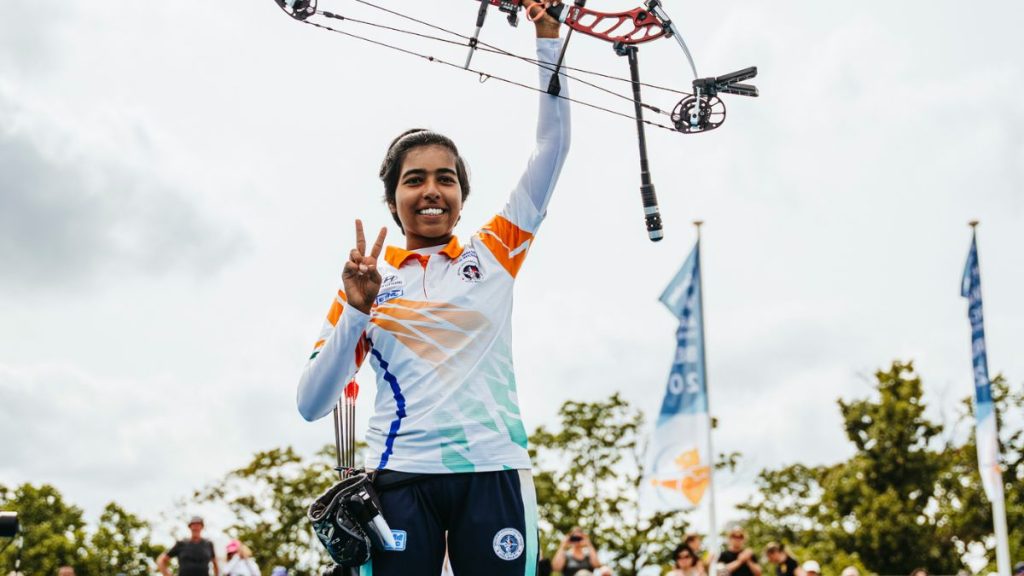 india’s-youngest-world-archery-champion,-aditi-gopichand-is-a-17-yr-old-prodigy