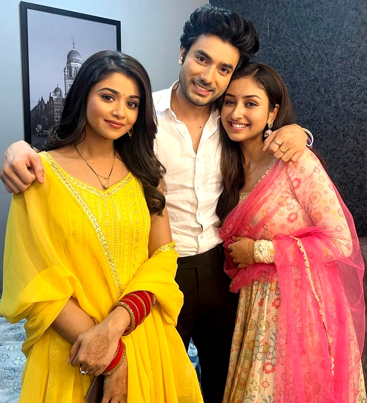 ‘Parineetii’ completes 500 episodes, cast tell audience ‘your presence is our driving force’ ‘parineetii’-completes-500-episodes,-cast-tell-audience-‘your-presence-is-our-driving-force’