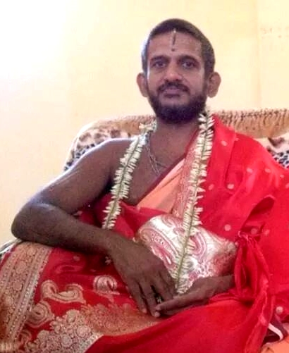 those-talking-about-eradication-of-sanatana-dharma-do-not-want-peace-in-society:-pejawar-mutt-seer