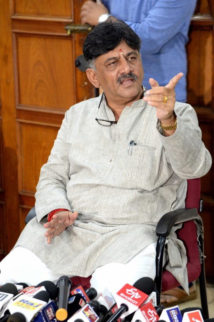 shivakumar:-why-are-those-who-are-agitating-for-cauvery-water-not-demanding-for-mekedatu-project?