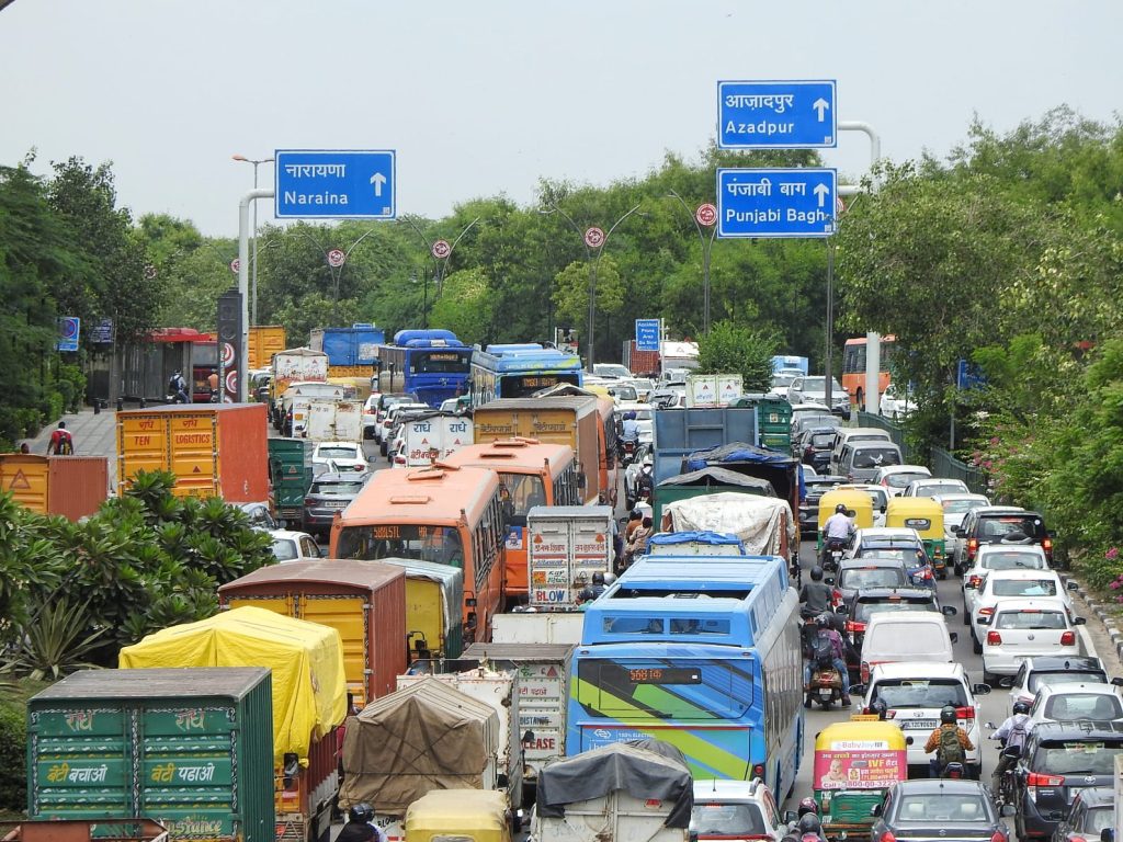 parts-of-delhi-witness-massive-traffic-jams