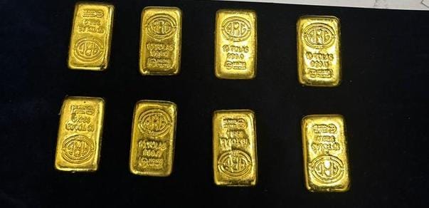 Hyderabad: Passenger, airport staff arrested in gold smuggling case hyderabad:-passenger,-airport-staff-arrested-in-gold-smuggling-case