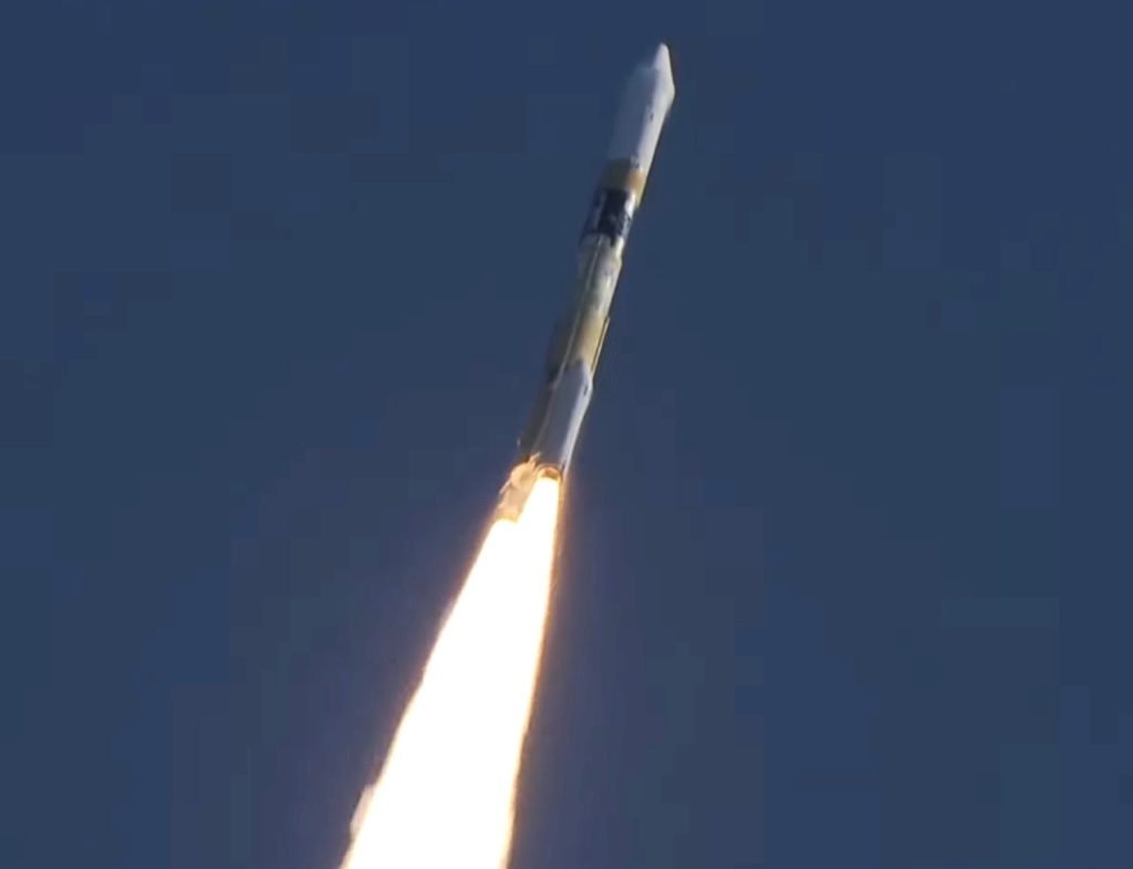 japan-finally-launches-lunar-lander,-x-ray-mission-to-moon