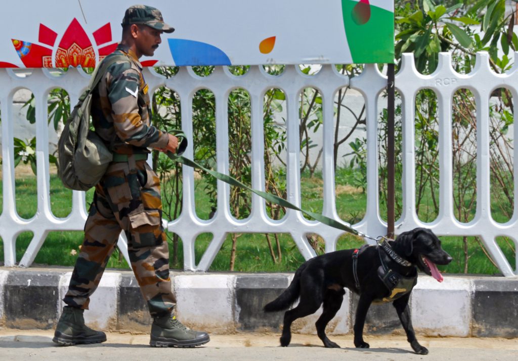 g20-summit:-senior-police-officer-inspects-delhi’s-border-areas