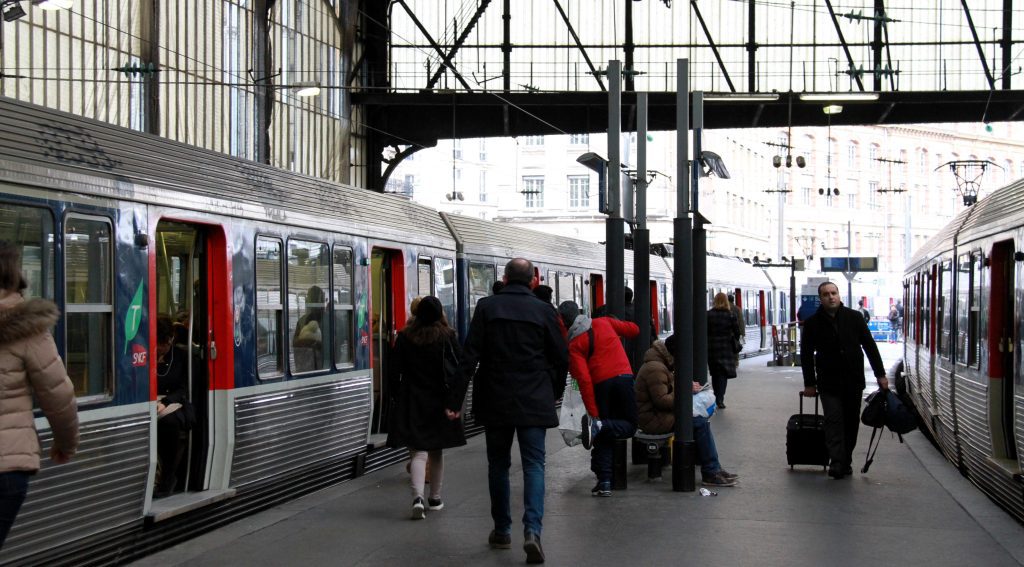 record-breaking-24-mn-domestic-train-tickets-sold-in-france-this-summer