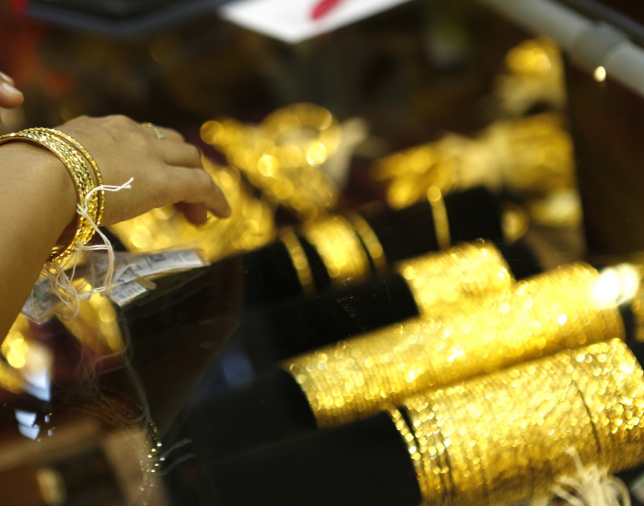 In a first, gem & jewellery exports upto Rs 1 mn allowed via courier in-a-first,-gem-&-jewellery-exports-upto-rs-1-mn-allowed-via-courier