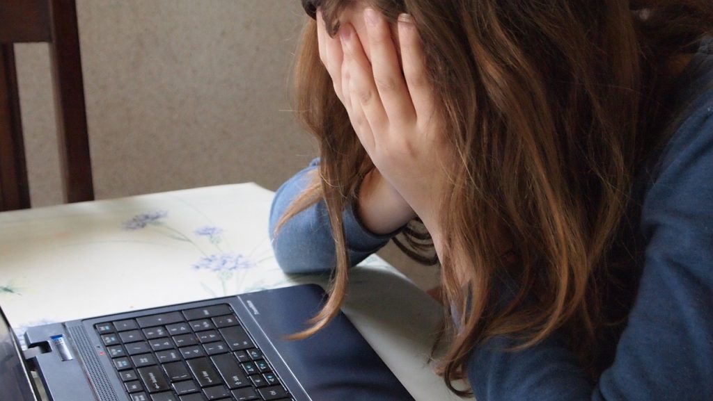 Cyberbullying may lead to eating disorders in adolescents: Study cyberbullying-may-lead-to-eating-disorders-in-adolescents:-study