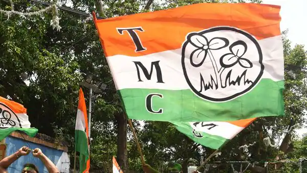 Trinamool office, police station ransacked in Murshidabad after Cong workers clash with cops trinamool-office,-police-station-ransacked-in-murshidabad-after-cong-workers-clash-with-cops