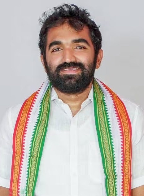 chandy-oommen’s-tryst-with-puthuppally-begins-after-53-years-of-oommen-chandy