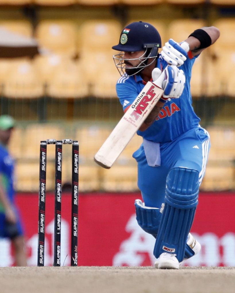 asia-cup:-virat-kohli-becomes-fifth-player-to-reach-13,000-odi-runs,-breaks-sachin-tendulkar’s-record